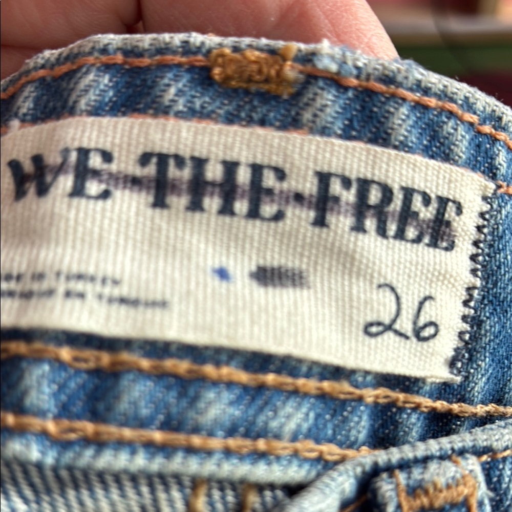 We The Free Slim Men's Light Blue Denim Jeans with Tan Stitching